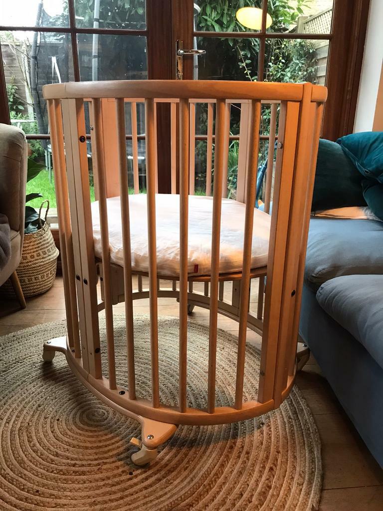 gumtree stokke cot